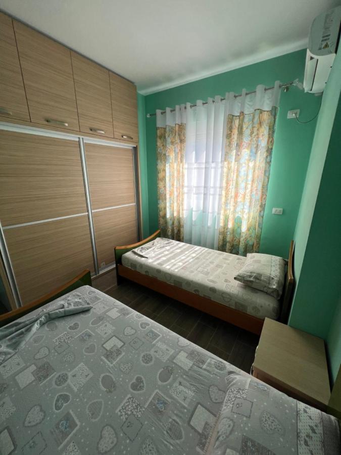 Rent Room Vlora ภายนอก รูปภาพ